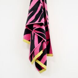 Allure Bath Fashions Jumbo Zebra Print Beach Towel 90 x 180cm - 100% Cotton in Pink - thumbnail 3