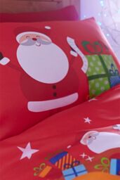 Catherine Lansfield 'Santa's Christmas Presents' Duvet Set in Red - Size: Double - thumbnail 2