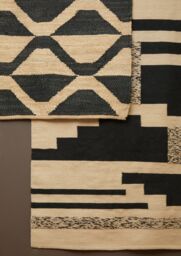 Orsina Bosie Small Hemp Rug in Brown - Size: 100 cm diameter - thumbnail 2