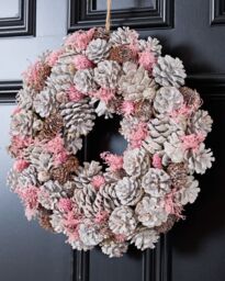 Dibor Traditional Pink Pinecone Xmas Front Door Christmas Wreath 39cm - thumbnail 3