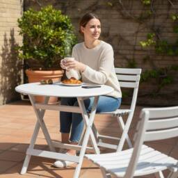 Alivio 3-Piece Folding Bistro Set with Round Table & 2 Chairs Compact Outdoor Garden Furniture in White - thumbnail 4