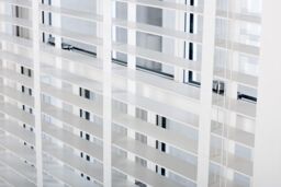 Furnished White Faux Wood Venetian Blinds - 50mm Slat Window Shade for Home & Office - Size: 235 cm width x 150 cm drop - thumbnail 6