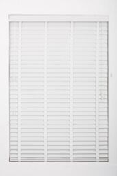 Furnished White Faux Wood Venetian Blinds - 50mm Slat Window Shade for Home & Office - Size: 235 cm width x 150 cm drop - thumbnail 3