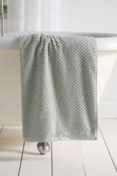 Dreams & Drapes 'Popcorn Check' Jacquard Towel in Green - Size: Bath Sheet