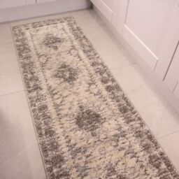 Kukoon Grey Cream Geometric Loop & Tufted Shaggy Rug in Mid Grey - Size: 80 cm x 150 cm - thumbnail 5