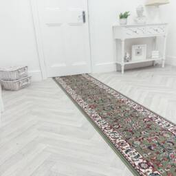 runrug Hallway Carpet Runner Rug - Soft & Comfy, 9mm - 'Traditional' in Green - Size: 70 cm x 150 cm - thumbnail 3