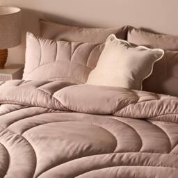 OHS Quilted Arches Coverless 7.5 TOG Duvet Bedding Set in Light Brown - Size: Double - thumbnail 2