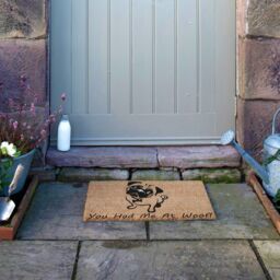 Artsy Mats You Had Me At Woof Pug Doormat in Black - Size: 40 cm x 60 cm - thumbnail 5