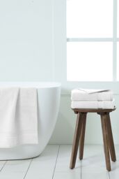 Martex 100% Cotton, 750gsm Hand Towel (Pack of 2) in White - thumbnail 2