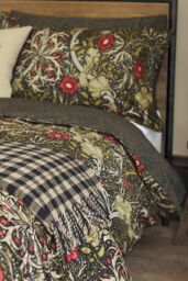 Morris & Co 'Morris Seaweed' Cotton Standard Pillowcase Pair in Black - thumbnail 2