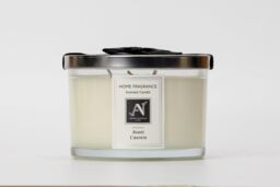 Aroma Naturals Minimalist Luxe Avant l'aurore Scented Candle in White - Size: Large