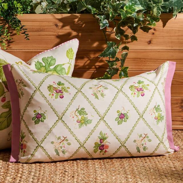 Voyage Maison Fig Trellis Printed Outdoor Cushion - Size: 40 cm x 60 cm - image 1