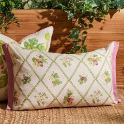 Voyage Maison Fig Trellis Printed Outdoor Cushion - Size: 40 cm x 60 cm - thumbnail 1