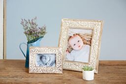 Paper High Iksu Antique White Floral Mango Wood Photo Frame in Natural - Size: Small - thumbnail 2