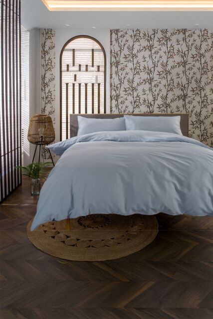 The Lyndon Company Luxury 100% Cotton 200 Thread Count Duvet Cover Set in Light Blue - Size: Single - image 1