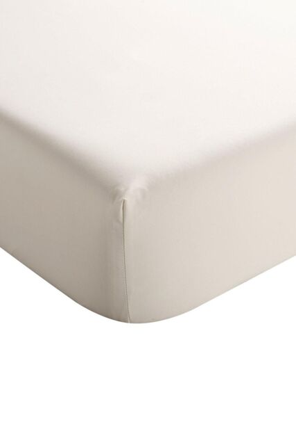 CHRISTY 400TC Luxury Cotton Sateen Plain Dye Bedding Fitted Sheets in Cream - Size: Single Fitted - image 1