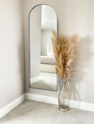 Downton Interiors Stunning Silver Arched Metal Frame Wall or Floor Standing Dressing Mirror 145cm x 45cm - Soho Collection - Size: XL - thumbnail 2
