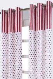 Homescapes Red Love Hearts Ready Made Eyelet Curtain Pair - Size: 140 cm width x 183 cm drop - thumbnail 2