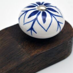Nicola Spring Traditional Vintage Wooden Door Wedge Stop in Navy - thumbnail 4