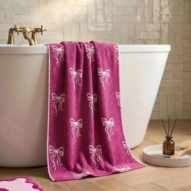 OHS Bows 100% Premium Cotton Bath Towel Hotel Quality Soft Absorbent in Burgundy - image 1
