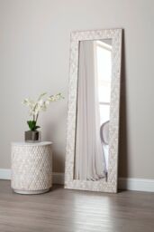 Orsina Boho Rectangular Wall Mirror, Whitewash Teak Wood Mosaic Frame, Subtle Accent Mirror for Living Room in White - thumbnail 4