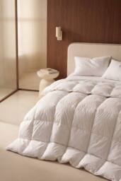 Bedable 100% Down-Feather Duvet in White - Size: Single - thumbnail 1