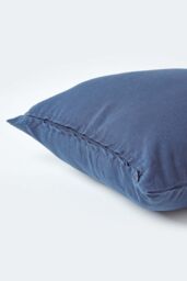 Homescapes European Linen Pillowcase, 80 x 80 cm in Navy - thumbnail 3