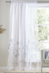 Catherine Lansfield 'Meadowsweet Floral' Voile Curtain Panel in White - Size: 140 cm width x 229 cm drop