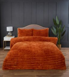 Rapport Home Chunky Ribbed Fur Polyester Soft & Cozy Duvet Cover Set With Pillowcase in Orange - Size: Single