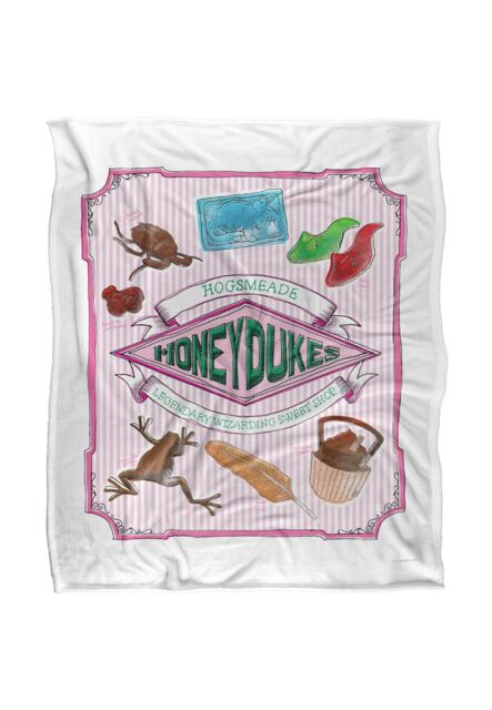 Warner Brothers Harry Potter Honeydukes Hogsmeade Label Blanket 152 x 127 cm in White - image 1