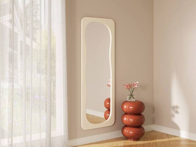 Vente-unique -Shaped Mirror With Gloss Finish - L60 X H160 Cm - Ivory - HAIMEI - image 1