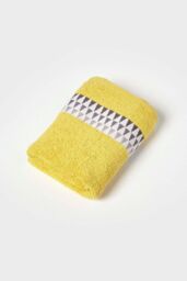 Homescapes Geometric 100% Cotton Towel in Yellow - Size: Bath Sheet - thumbnail 3