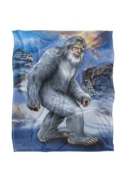 JQ Licensing En Yeti Abominable Snowman Silky Touch Super Soft Throw Blanket 152 X 127 cm in White - thumbnail 1
