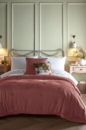 Appletree 'Austell' Velvet Bedspread in Pink - thumbnail 1