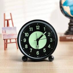 KORVIXA Alarm Clock Bedside No Ticking Battery Power Silent Luminous Clock in Black - Size: 100 cm x 100 cm - thumbnail 1