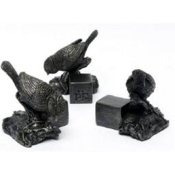 Jardinopia Blue Tit On Log Plant Pot Feet - Set of 3 - L7 x W6.5 x H8 cm in Bronze - thumbnail 1