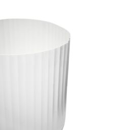 Ivyline Hudson White Corrugated Planters, Set of Two - thumbnail 2