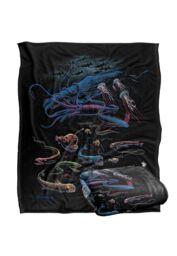 JQ Licensing Royce Mcclure Way Down Deep Fish Silky Touch Super Soft Throw Blanket 152 X 127 cm in White - thumbnail 2