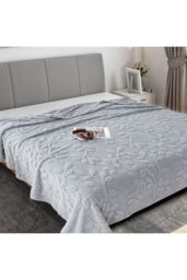 Living and Home Soft Warm Plush Fuzzy Throw Blanket in Grey - Size: Small - thumbnail 1