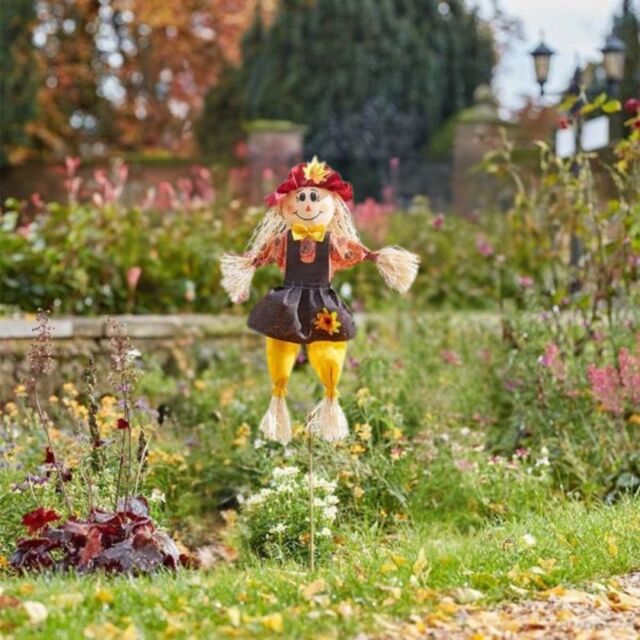 Marco Paul 90cm Scarecrow Garden Decoration - Girl - image 1
