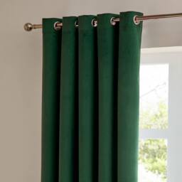 Furn The Ultimate Velvet 100% Blackout Eyelet Curtain Pair in Emerald - Size: 229 cm width x 137 cm drop - thumbnail 5