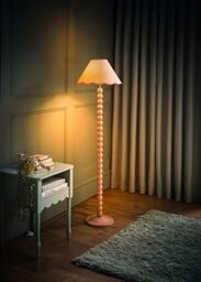ValueLights Bobbins Rose Pink Floor Lamp with Tapered Linen Scallop Shade & LED Bulb in Pale Pink - thumbnail 2