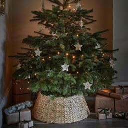 Ivyline Water Hyacinth Foldable Round Tree Skirt H26cm W62cm in Natural