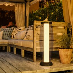 OUTSUNNY 71.5 cm Garden Solar Lamp, Metal Floor Lamp with Auto On/Off LED in Black - thumbnail 1