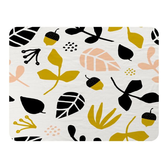 Benjamin Tate Design Leaves Acorns & Branches Blanket in Natural - Size: 120 cm x 150 cm - image 1