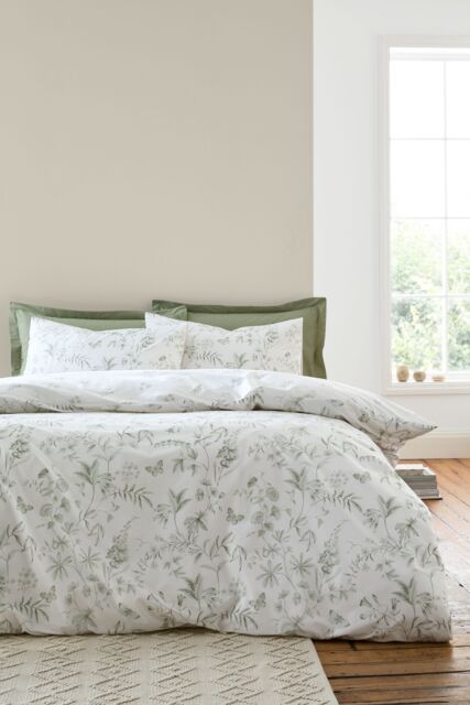 Bianca Thea Floral 200 Thread Count Cotton Reversible Duvet Cover Set in Green - Size: Double - image 1