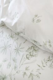 Bianca Thea Floral 200 Thread Count Cotton Reversible Duvet Cover Set in Green - Size: Double - thumbnail 3