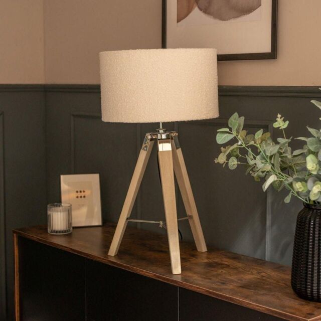ValueLights Clipper Light Wood Tripod Table Lamp Light with Boucle Shade in Cream - Size: 35 cm diameter x 21 cm high - image 1