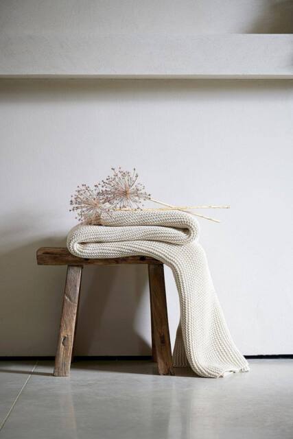 CHRISTY 'Oslo' Cosy Chunky Knit Throw in Light Beige - Size: 140 cm x 180 cm
