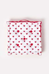 Homescapes Cotton Hearts Floor Cushion in Red - Size: 40 cm x 40 cm - thumbnail 3
